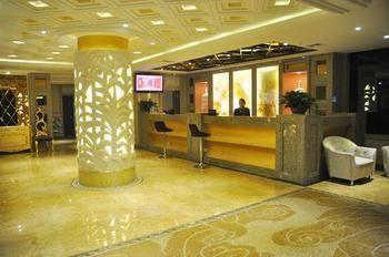 Yichang Xiangjiang No. 1 Hotel Екстер'єр фото